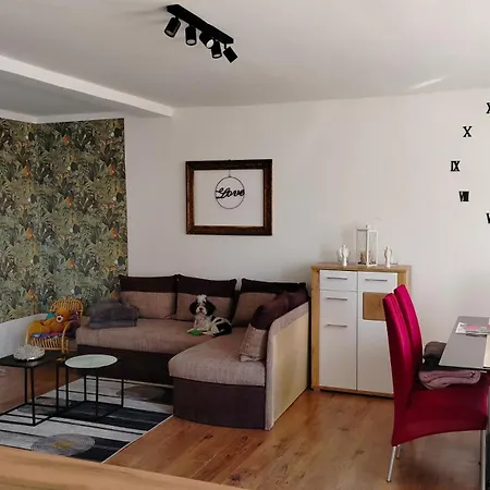 11-go Listopada 15 Apartament *