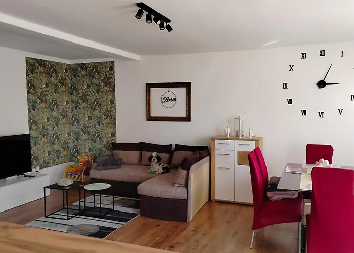 11-go Listopada 15 Apartament *